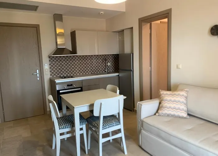 Yulia Luxury アパート オウランオウポリ