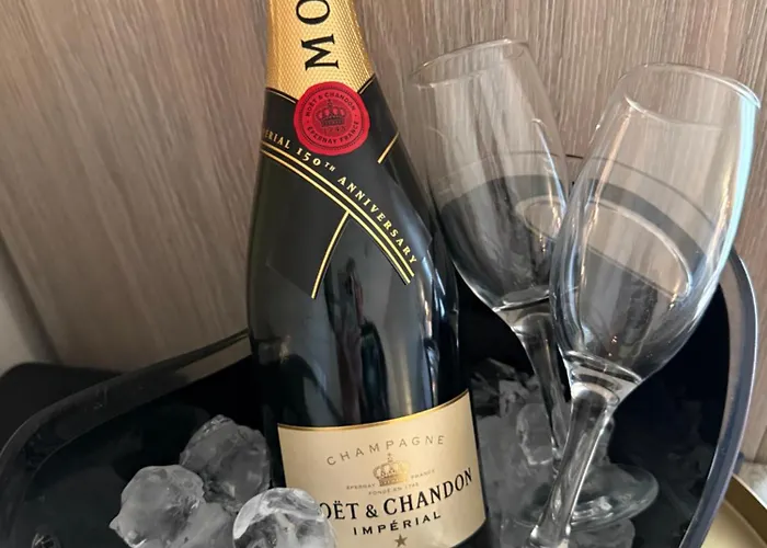 Yulia Luxury アパート