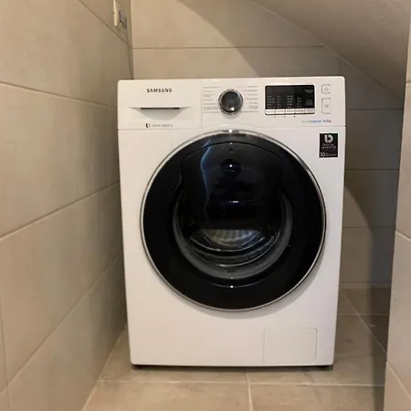 Yulia Luxury Apartament *