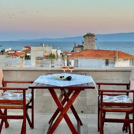 Yulia Luxury Ouranoupoli