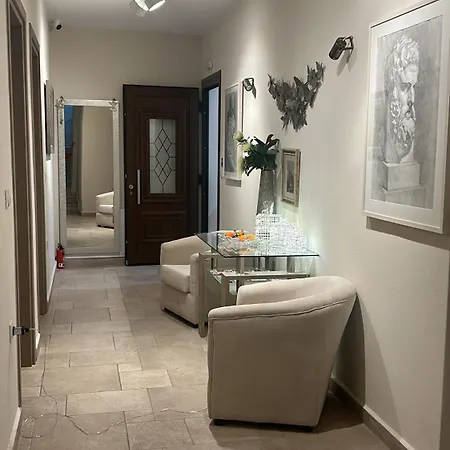 Yulia Luxury Apartmán