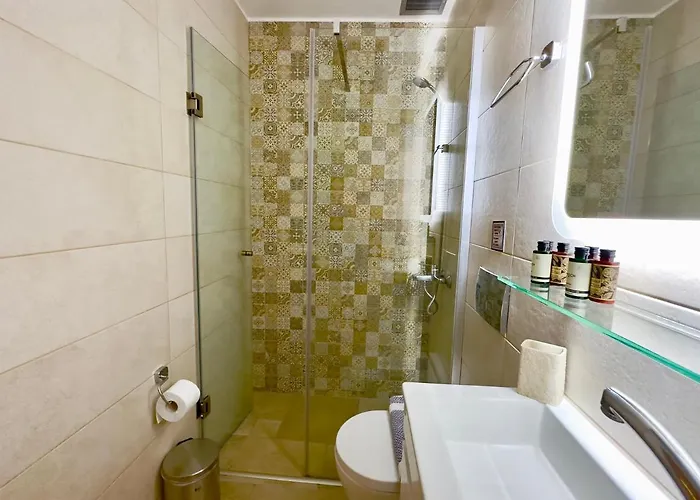 Yulia Luxury Ouranoupoli