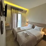 Yulia Luxury Apartament Ouranoupoli
