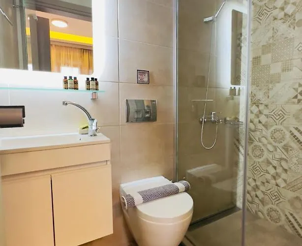 Yulia Luxury